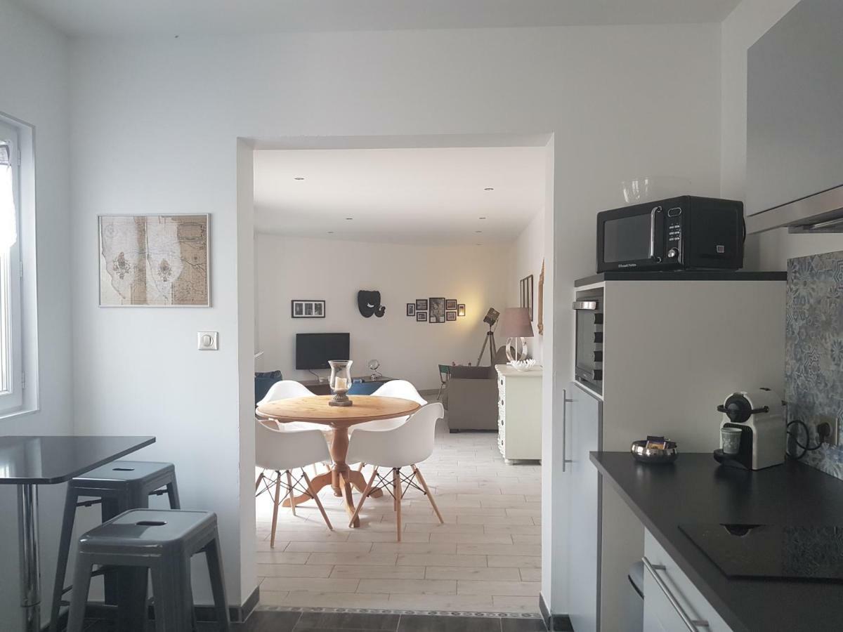 "O Tour'S Angels" Febvotte Apartment ตูร์ ภายนอก รูปภาพ